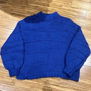Oversized blue sweater